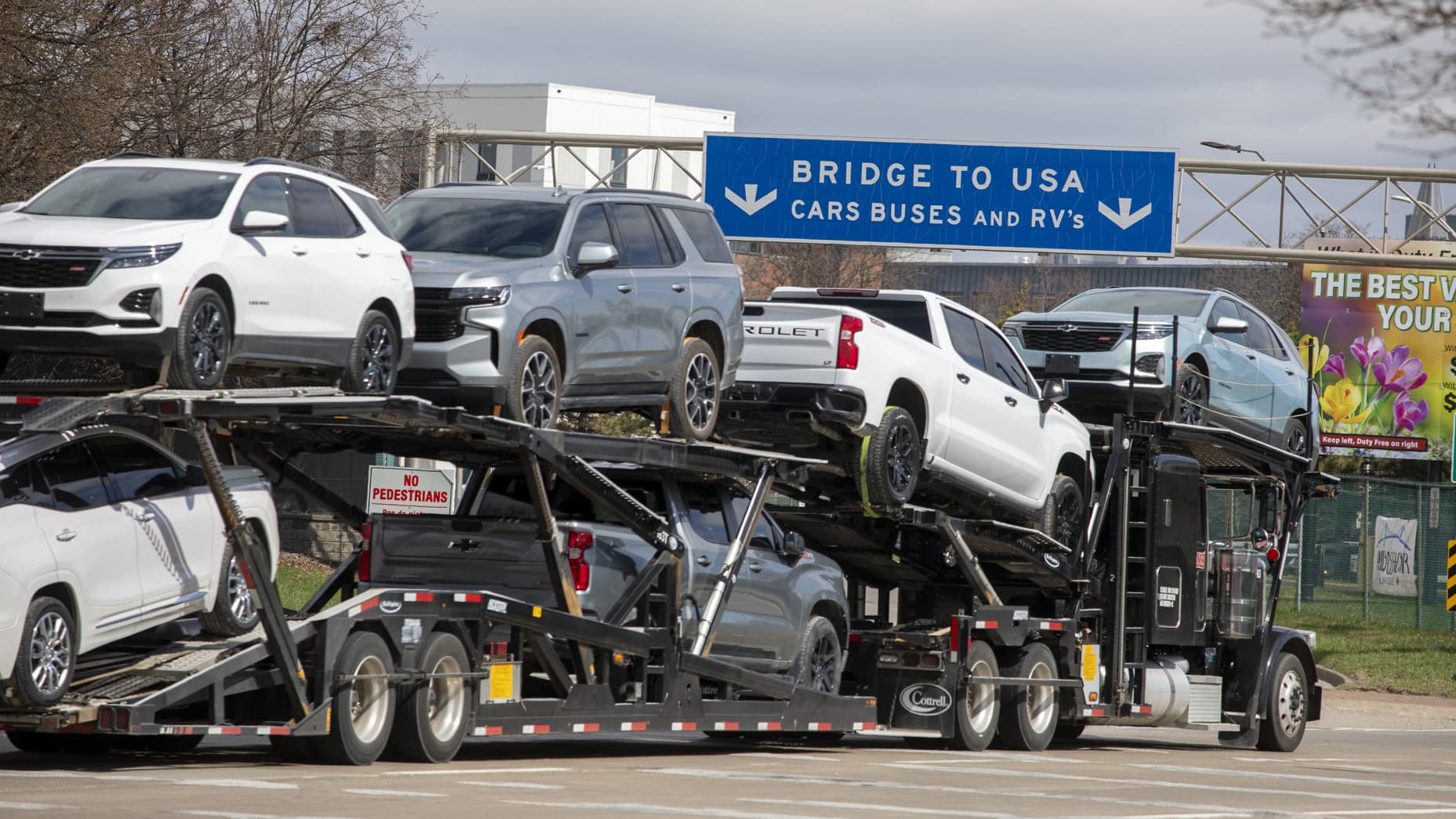 WINDSOR, CANADA - APRIL 1: Trucks make their way to the Ambassador Bridge to cross into the United States at Detroit on April 1, 2025 in Windsor, Canada. U.S. President Donald Trump has been referring to tomorrow, April 2, as "Liberation Day", when his administration will begin implementing sweeping new tariffs on goods imported into the United States from other countries. (Photo by Bill Pugliano/Getty Images)