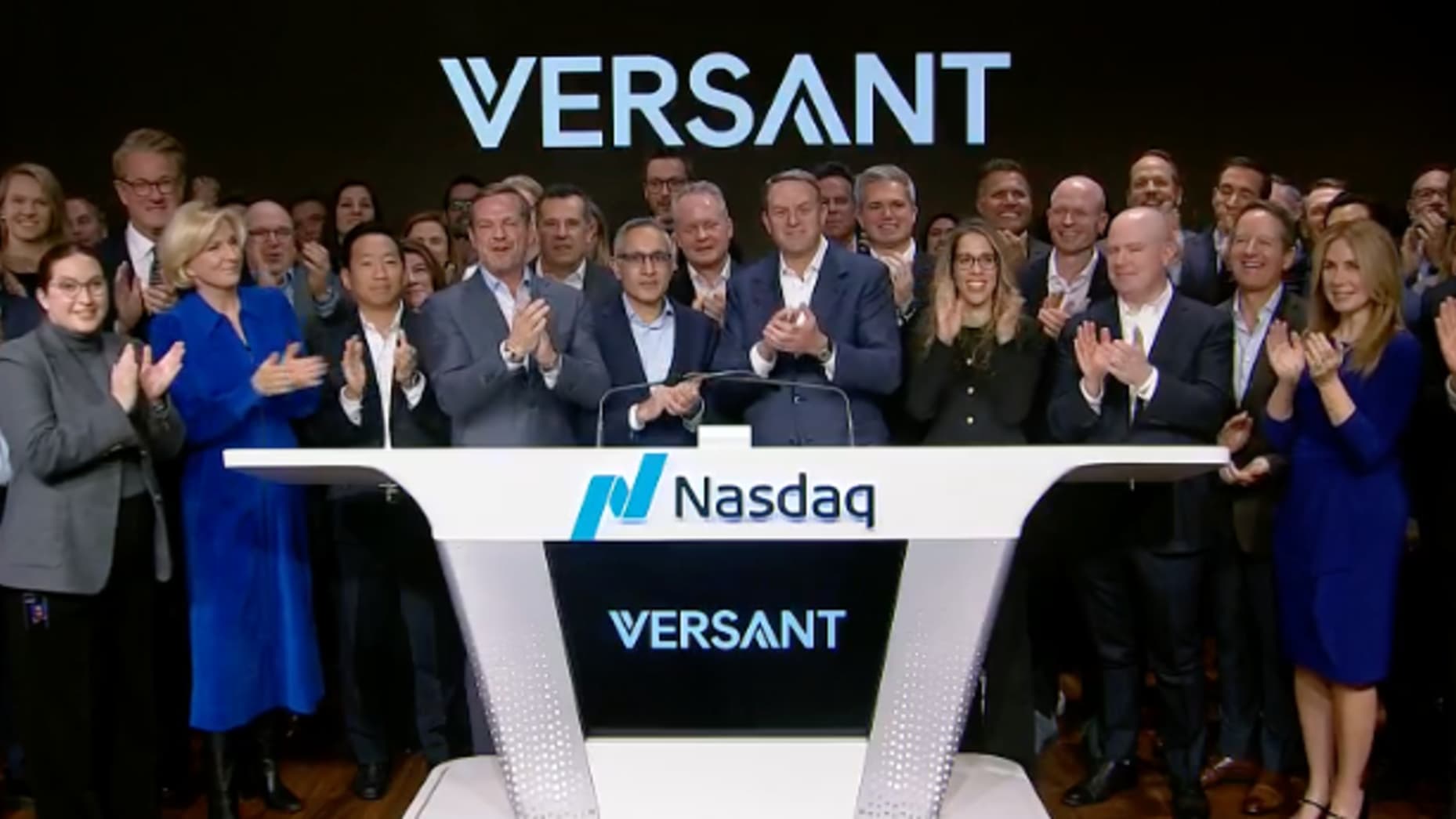 Versant Media debuts it's IPO at the Nasdaq on Jan. 5th, 2026.